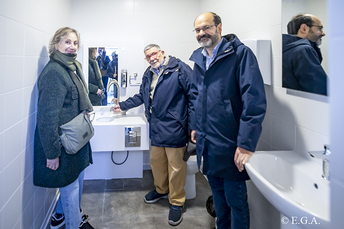 nuevo baño adaptado para personas ostomizadas